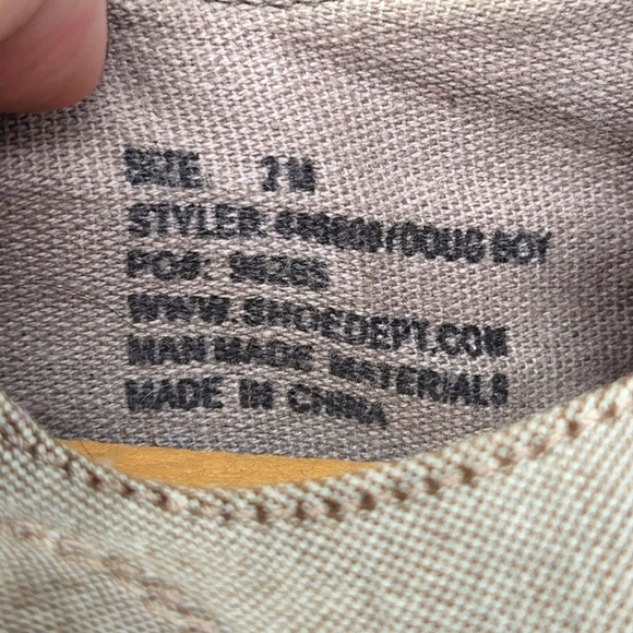 Mountain Creek Boys sz 2 Canvas Oxford-style Sneaker - Picture 6 of 9